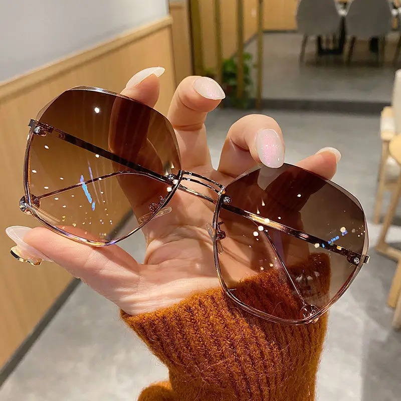 Kacamata Hitam Logam Poligonal - Designer Sunglasses ulasan dan harga